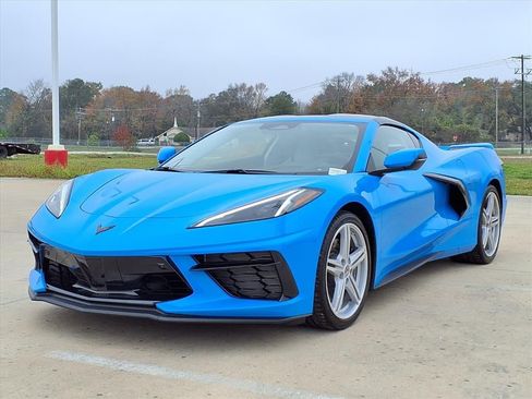 Used 2024 Chevrolet Corvette Stingray Premium Cpe w/ Z51 Performance Package image 3