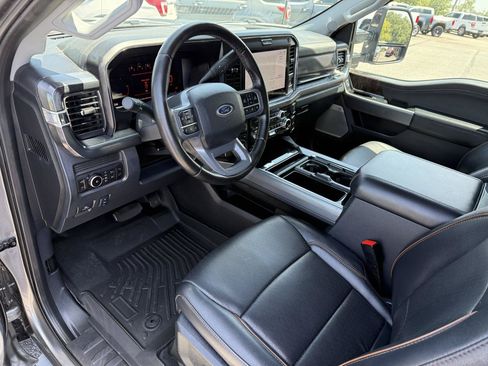 Used 2025 Ford F250 Lariat AWD/4WD image 14