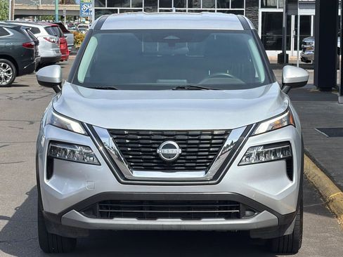 Used 2023 Nissan Rogue SV AWD/4WD image 11
