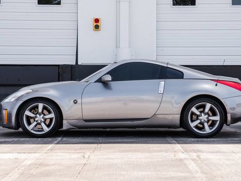 Used 2007 Nissan 350Z Enthusiast w/ Cargo Convenience Pkg RWD image 31