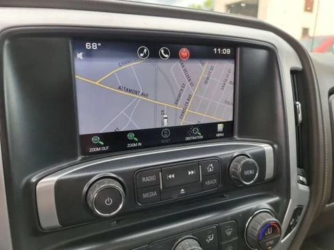 Used 2015 GMC Sierra 1500 SLT w/ SLT Crew Cab Value Package AWD/4WD image 25