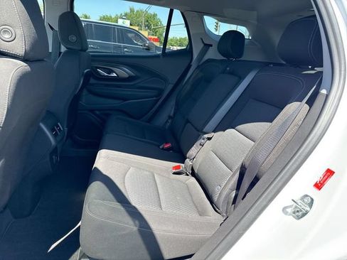 Used 2023 GMC Terrain SLE w/ Driver Convenience Package FWD image 23