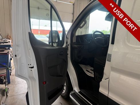 Used 2025 Ford Transit 250 Low Roof w/ Exterior Upgrade Package RWD image 12
