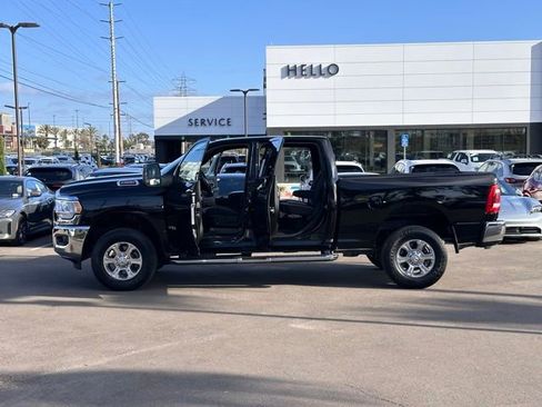 Used 2024 RAM 2500 Big Horn w/ Level 2 Equipment Group AWD/4WD image 28