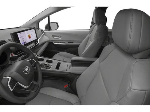 New 2026 Toyota Sienna XLE AWD/4WD image 6