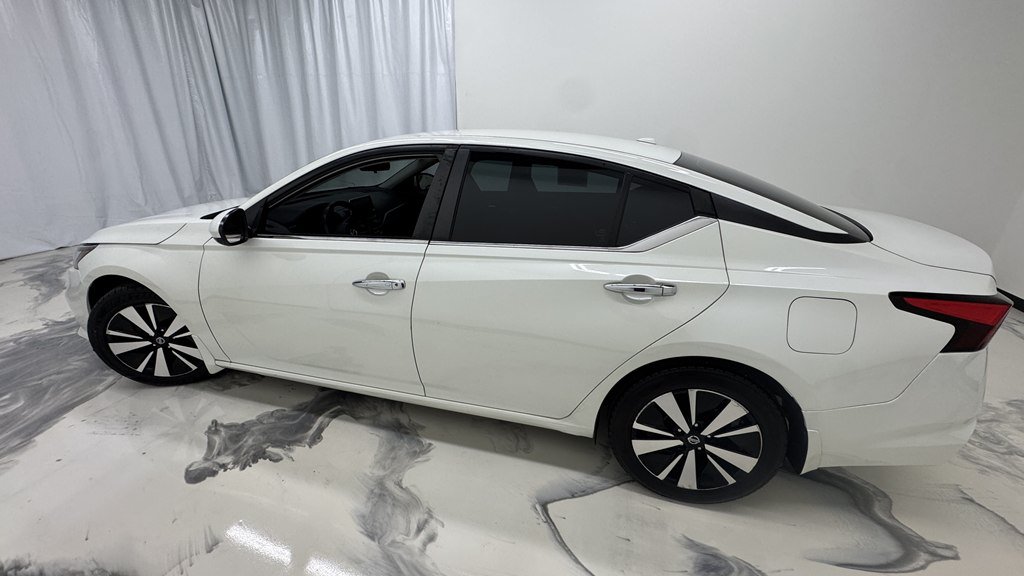 Used 2021 Nissan Altima 2.5 SV FWD image 5