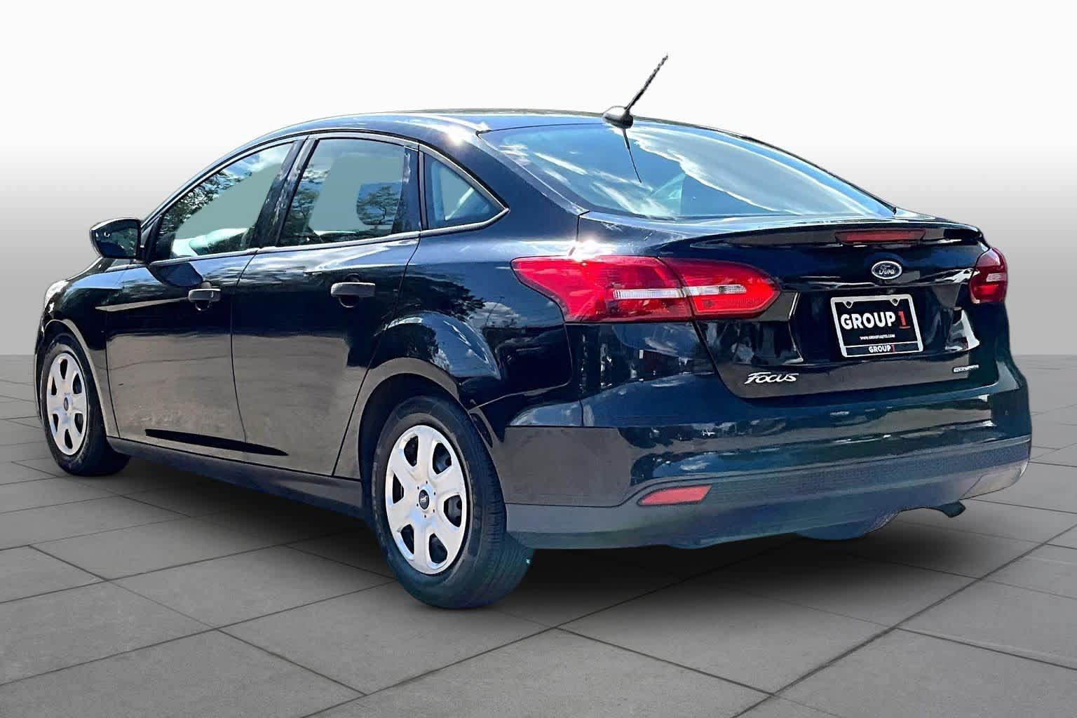 Used 2016 Ford Focus S FWD image 12