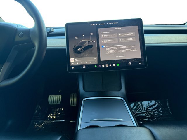 Used 2022 Tesla Model Y Performance AWD/4WD image 15