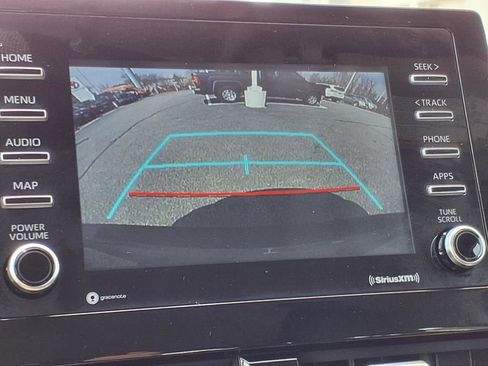 Certified 2022 Toyota Camry SE image 16