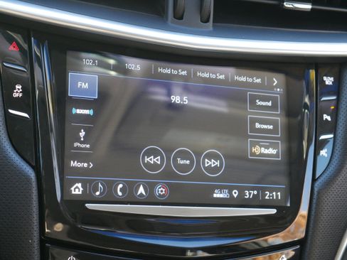 Used 2019 Cadillac XTS Luxury image 16