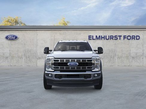 New 2025 Ford F450 XL w/ XL Chrome Package image 6