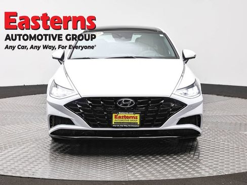 Used 2023 Hyundai Sonata Limited FWD image 2