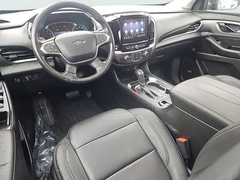 Used 2020 Chevrolet Traverse RS image 11