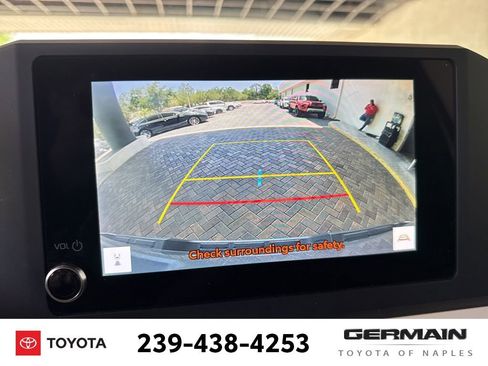 Certified 2024 Toyota Tacoma TRD Off-Road AWD/4WD image 15