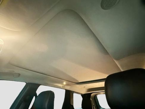 Used 2019 Jeep Grand Cherokee Summit image 24