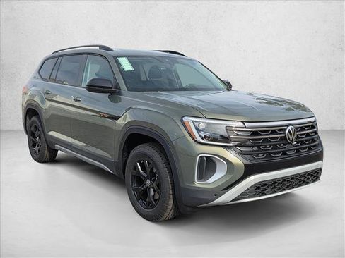 New 2026 Volkswagen Atlas Peak Edition AWD/4WD image 7