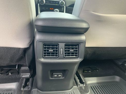 Used 2024 Toyota RAV4 XLE w/ Convenience Package AWD/4WD image 15