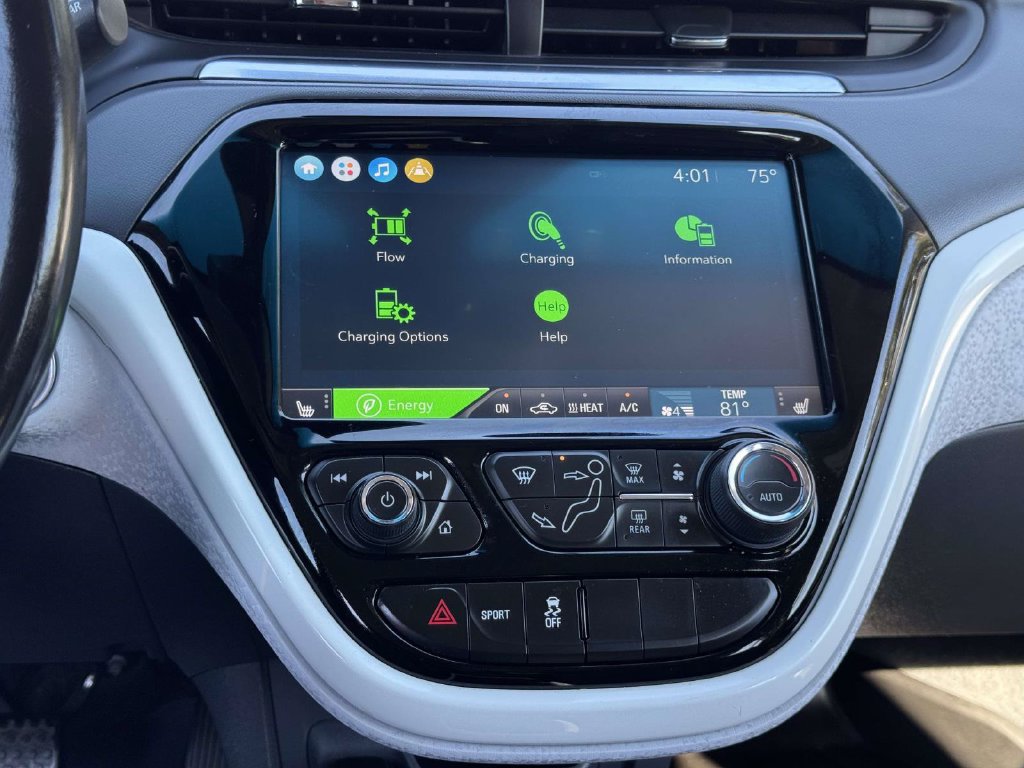 Used 2020 Chevrolet Bolt Premier w/ Infotainment Package FWD image 4