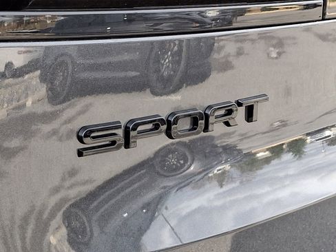 New 2025 Land Rover Range Rover Sport SE image 22