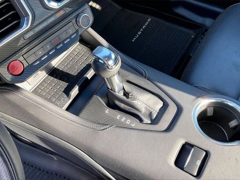 Used 2024 Ford Mustang Premium image 31