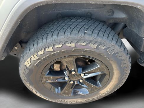 Used 2020 Jeep Wrangler Unlimited Sport image 17