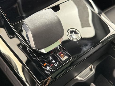 New 2026 Land Rover Range Rover Sport SE image 16