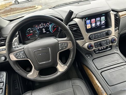 Used 2017 GMC Yukon Denali w/ Open Road Package image 30