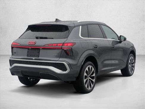 New 2026 Audi Q3 quattro 2.0T image 7