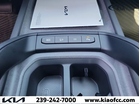 New 2027 Kia Telluride S w/ Towing Package FWD image 24