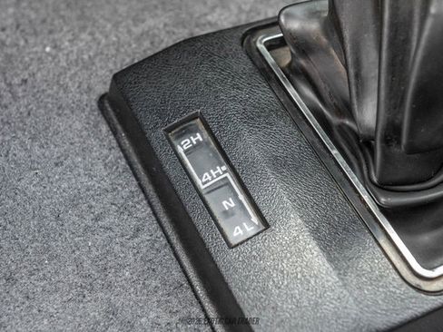 Used 1987 Chevrolet Blazer 4WD image 49