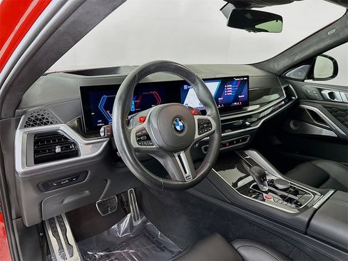 Used 2025 BMW X6 M Competition w/ Executive Package image 9