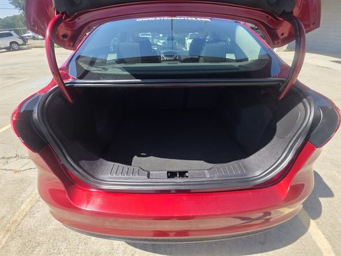 Used 2015 Ford Focus SE FWD image 5