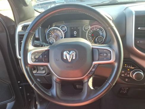 Used 2022 RAM 1500 Big Horn AWD/4WD image 18