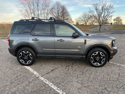 Used 2023 Ford Bronco Sport Outer Banks w/ Tech Package image 11