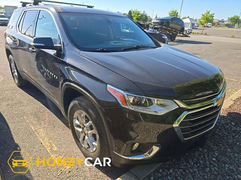 Used 2020 Chevrolet Traverse LT AWD/4WD image 1