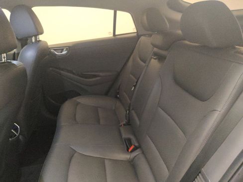 Used 2020 Hyundai Ioniq Limited FWD image 18