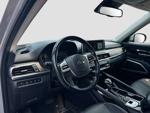 Certified 2021 Kia Telluride EX w/ EX Premium Package AWD/4WD image 12