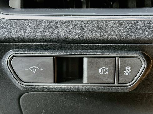 Used 2025 Kia K4 GT-Line w/ GT-Line Premium Package FWD image 17