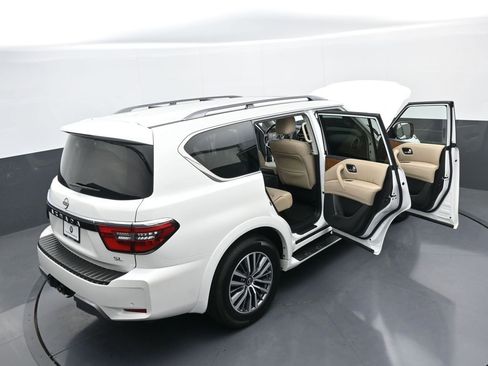 Used 2023 Nissan Armada SL w/ Captain's Chairs Package AWD/4WD image 44