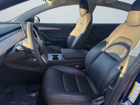 Used 2022 Tesla Model 3 Long Range image 9