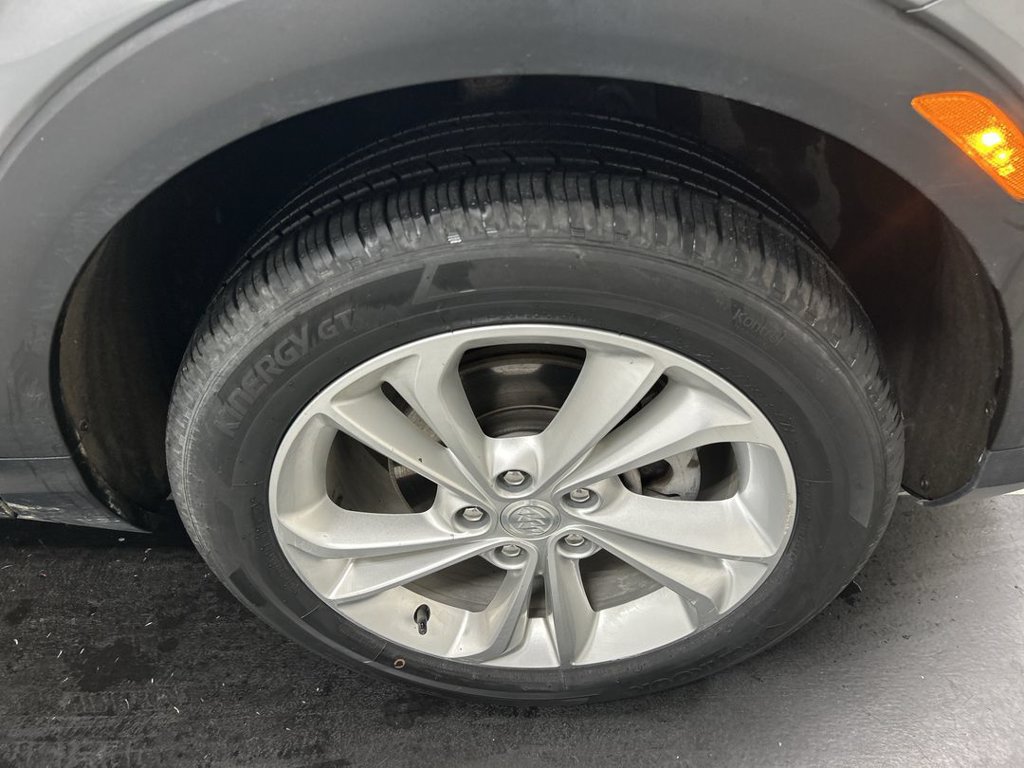Certified 2023 Buick Encore GX Preferred w/ Cold Weather Comfort Package AWD/4WD image 8
