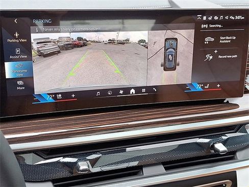 Certified 2026 BMW X5 xDrive50e w/ Premium Package image 13