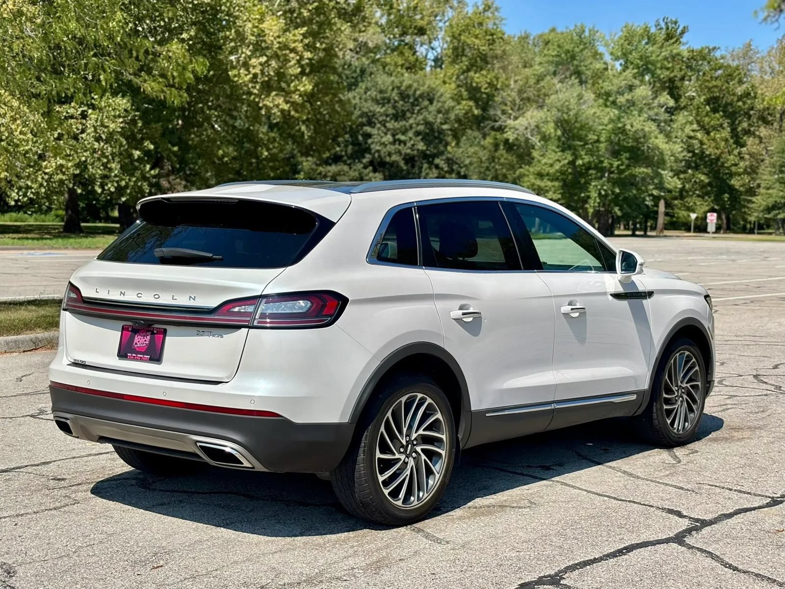 Used 2019 Lincoln Nautilus Reserve AWD/4WD image 6