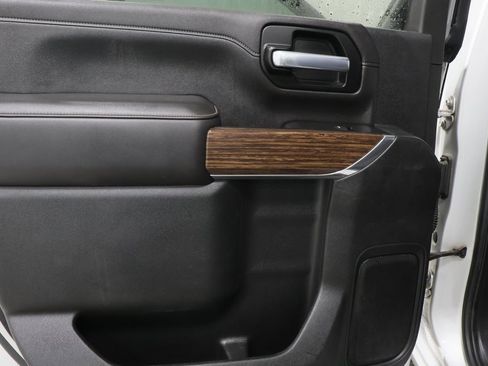 Used 2021 Chevrolet Silverado 2500 High Country image 20