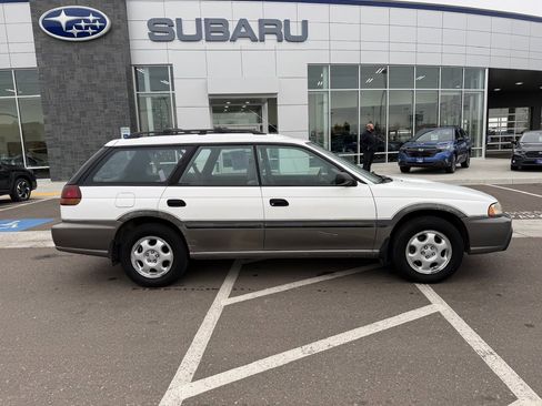 Used 1997 Subaru Legacy Wagon image 9