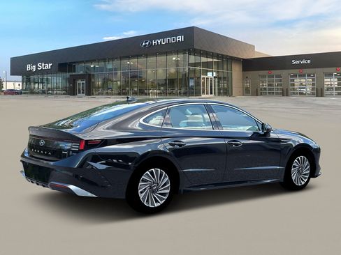 New 2026 Hyundai Sonata SEL FWD image 8