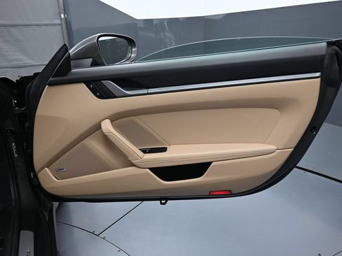 Certified 2022 Porsche 911 Carrera RWD image 25