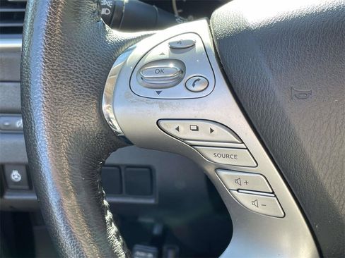 Used 2018 Nissan Murano SL w/ Midnight Edition Package image 19
