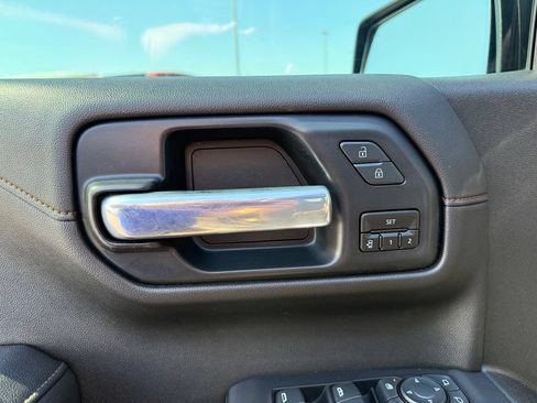 Used 2021 GMC Sierra 1500 AT4 w/ AT4 Premium Package AWD/4WD image 10