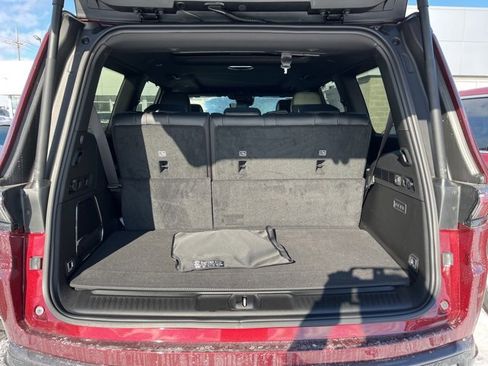 New 2026 Jeep Grand Wagoneer Limited image 7